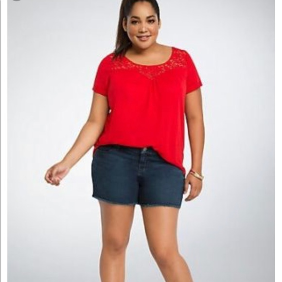 BNWT Torrid Lace Tee - Picture 1 of 5